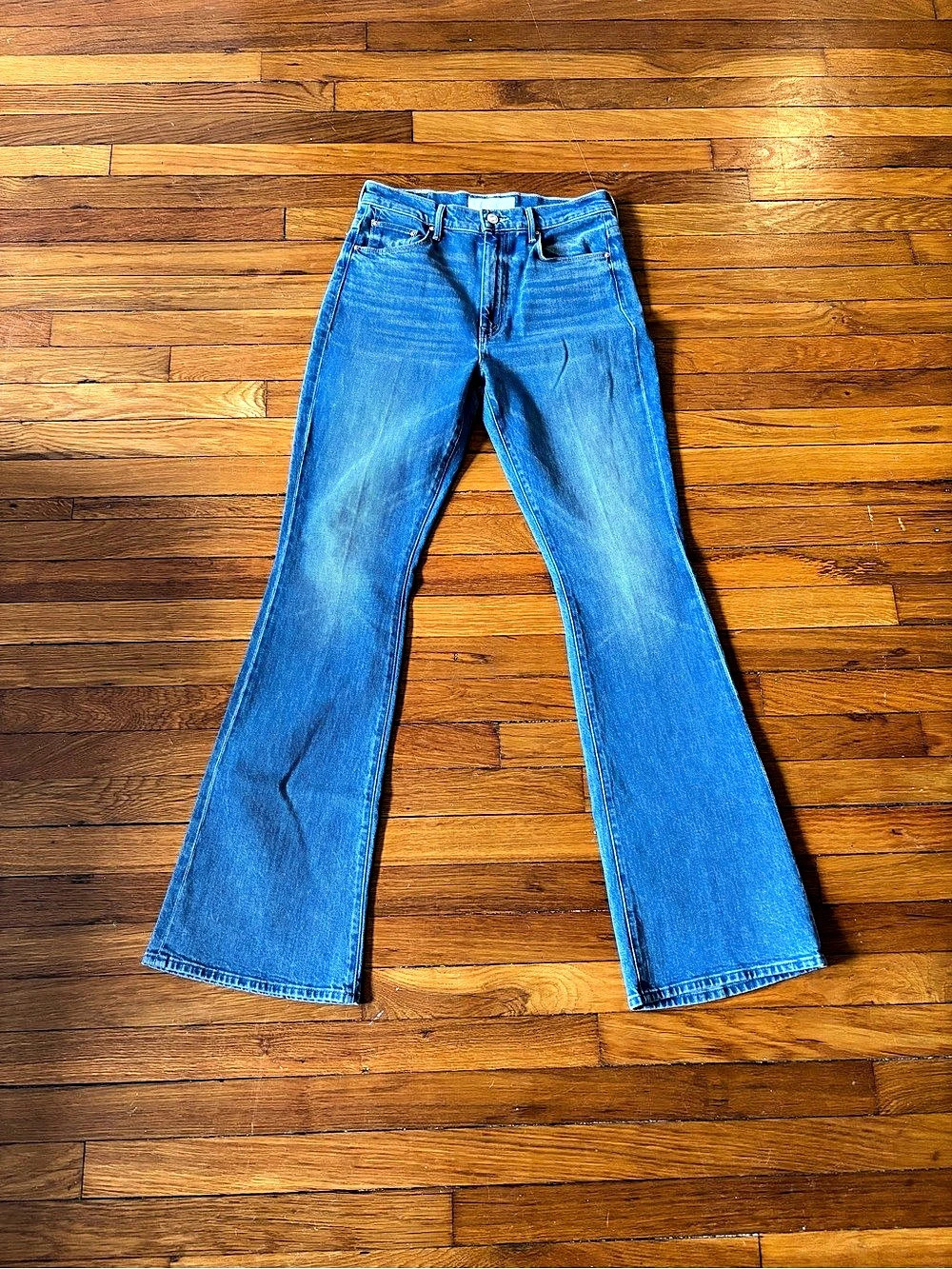 Mother High Waisted Weekender Flare Jeans Size 29